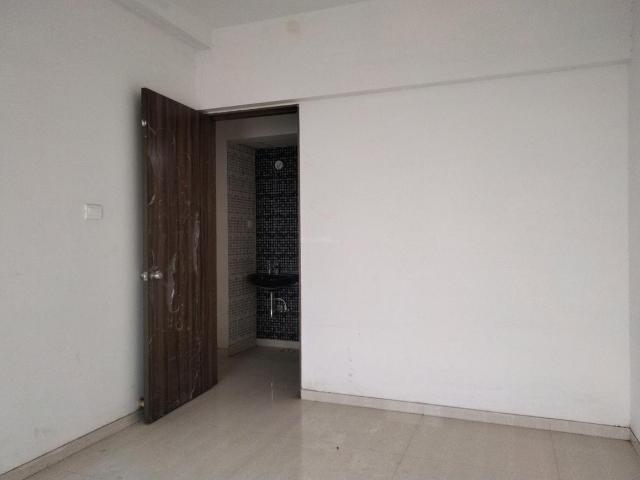2 BHK Apartment in Kharghar for resale Navi Mumbai. The reference number is 19487397