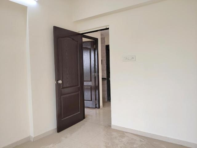2 BHK Apartment in Kharghar for resale Navi Mumbai. The reference number is 19627097
