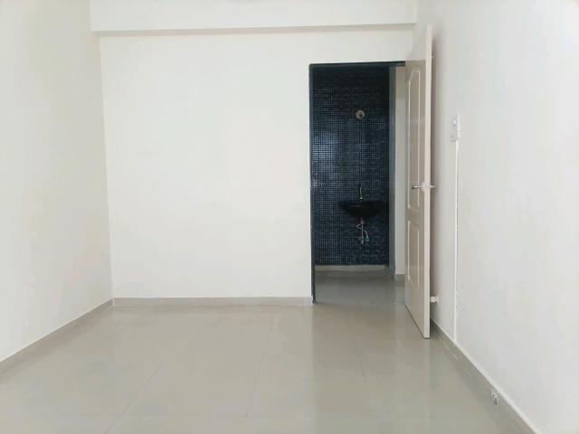 2 BHK Apartment in Kharghar for resale Navi Mumbai. The reference number is 20304621