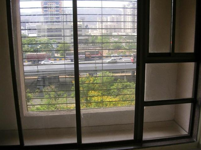 2 BHK Apartment in Kharghar for resale Sion Panvel Highway CBD Belapur. The reference number is 17350924