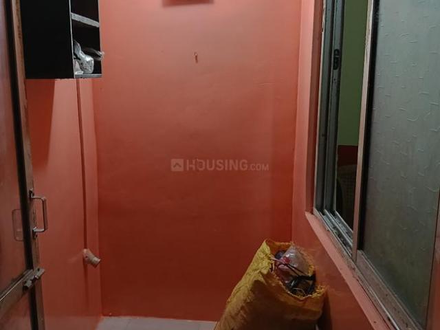 2 BHK Apartment in Khidirpur for rent Kolkata. The reference number is 20838440