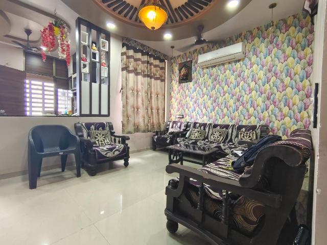 2 BHK Apartment in Khokhra for resale Ahmedabad. The reference number is 19215626