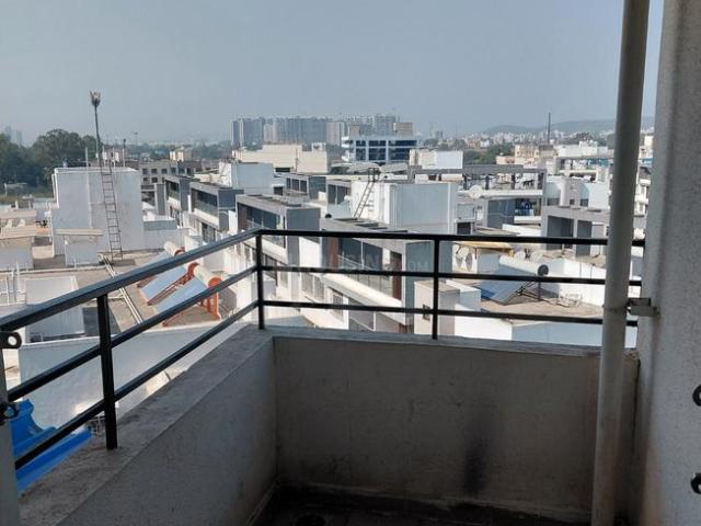 2 BHK Apartment in Kiwale for rent Pune. The reference number is 20440309