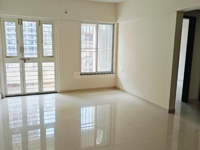2 BHK Apartment in Kiwale for rent Pune. The reference number is 20475901