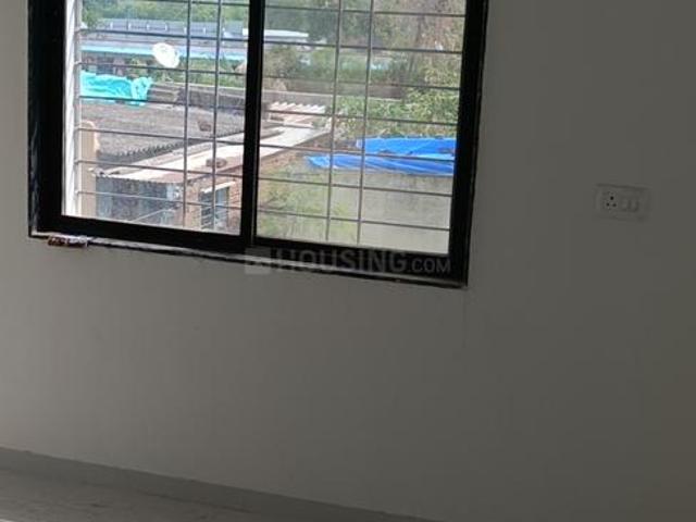 2 BHK Apartment in Kiwale for rent Pune. The reference number is 20575700