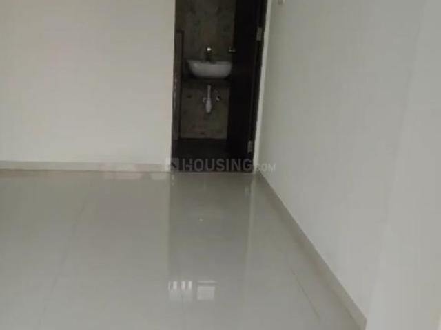 2 BHK Apartment in Kiwale for rent Pune. The reference number is 20194581