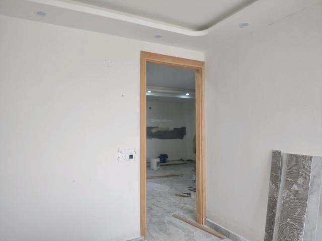 2 BHK Apartment in Kishangarh for resale New Delhi. The reference number is 20811059