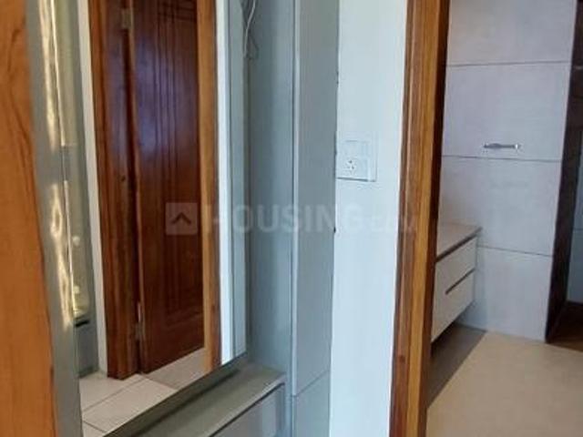 2 BHK Apartment in Kishanpura for rent Zirakpur. The reference number is 19787052