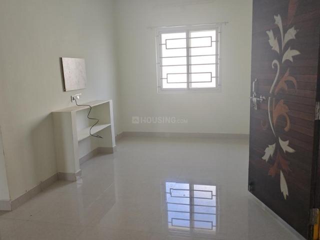 2 BHK Apartment in Kukatpally for rent Hyderabad. The reference number is 14627549