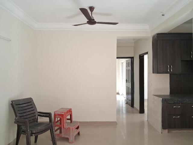 2 BHK Apartment in Kulesara for rent Noida. The reference number is 20420800