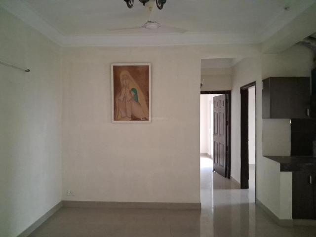 2 BHK Apartment in Kulesara for rent Noida. The reference number is 20805661