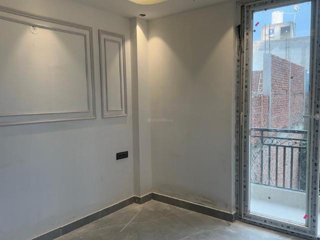 2 BHK Apartment in Kulesara for resale Noida. The reference number is 20762459