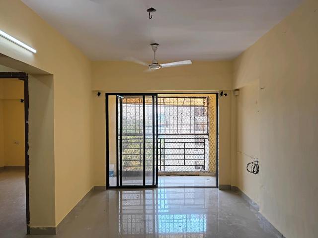 2 BHK Apartment in Kurla East for rent Mumbai. The reference number is 14427951