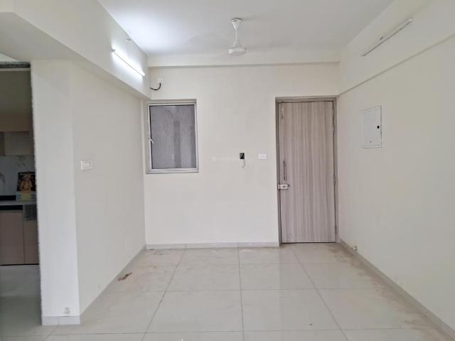2 BHK Apartment in Kurla East for rent Mumbai. The reference number is 14471864