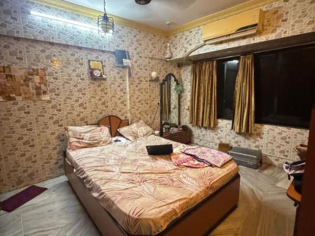 2 BHK Apartment in Kurla East for rent Mumbai. The reference number is 18976573