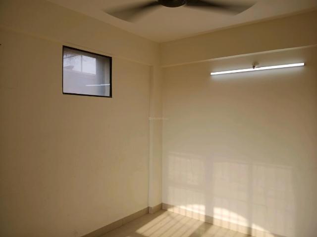 2 BHK Apartment in Kurla East for rent Mumbai. The reference number is 19737901