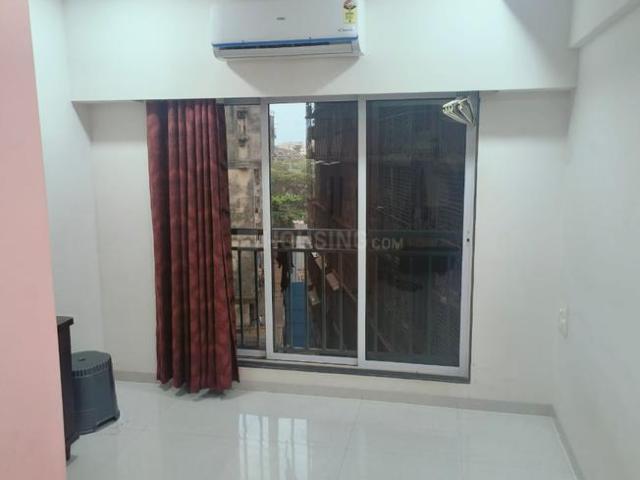 2 BHK Apartment in Kurla East for rent Mumbai. The reference number is 20486125