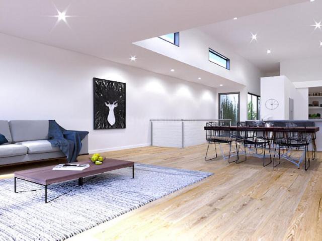 2 BHK Apartment in Kurla East for resale Mumbai. The reference number is 20671097