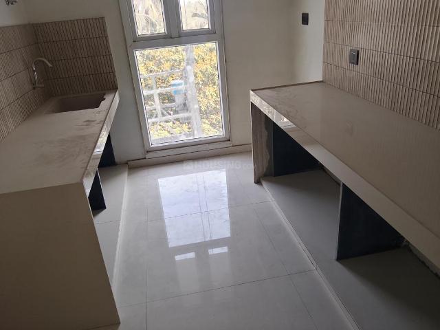 2 BHK Apartment in Kurla East for resale Mumbai. The reference number is 20698858