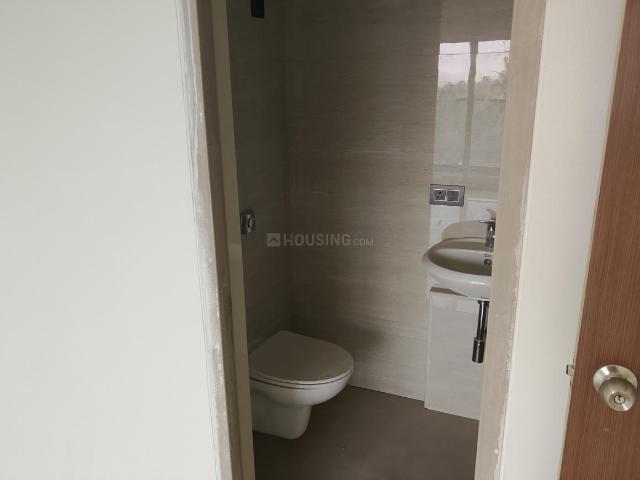 2 BHK Apartment in Kurla East for resale Mumbai. The reference number is 20698875