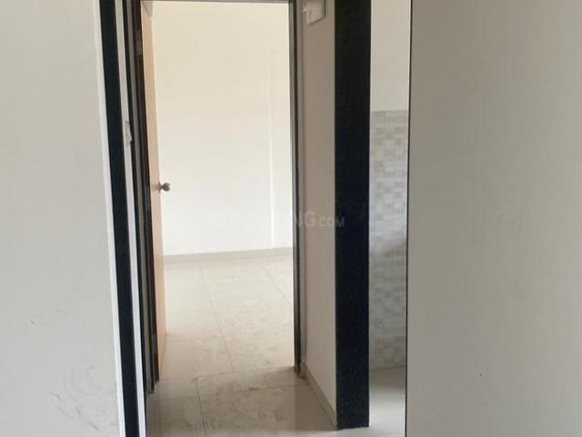2 BHK Apartment in Kurla East for resale Mumbai. The reference number is 20715000