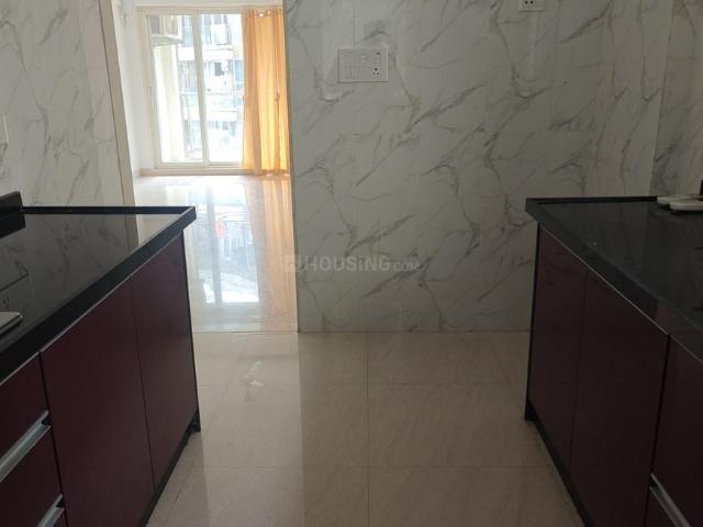 2 BHK Apartment in Kurla West for rent Mumbai. The reference number is 5466365