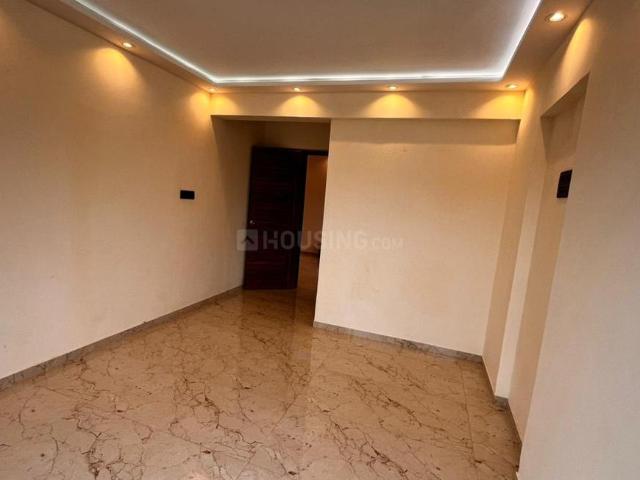 2 BHK Apartment in Kurla West for resale Mumbai. The reference number is 20406917