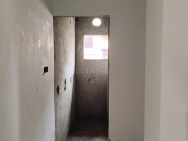 2 BHK Apartment in Howrah Railway Station for resale Howrah. The reference number is 14732232