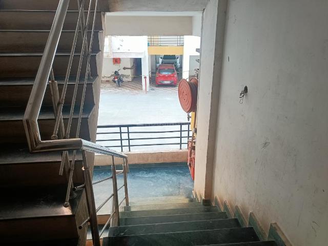 2 BHK Apartment in Hoshangabad Road for resale Bhopal. The reference number is 16746443