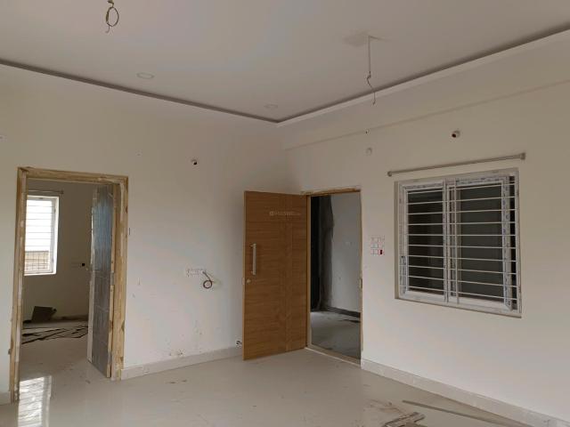 2 BHK Apartment in Habsiguda for rent Hyderabad. The reference number is 10740344