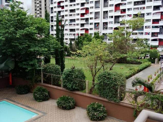 2 BHK Apartment in Hadapsar for rent Pune. The reference number is 17853957