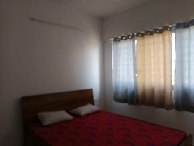 2 BHK Apartment in Hadapsar for rent Pune. The reference number is 19176200