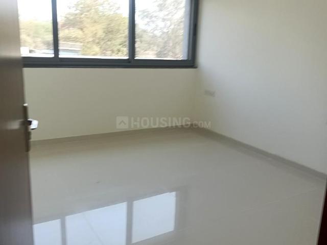 2 BHK Apartment in Hadapsar for rent Pune. The reference number is 19491541