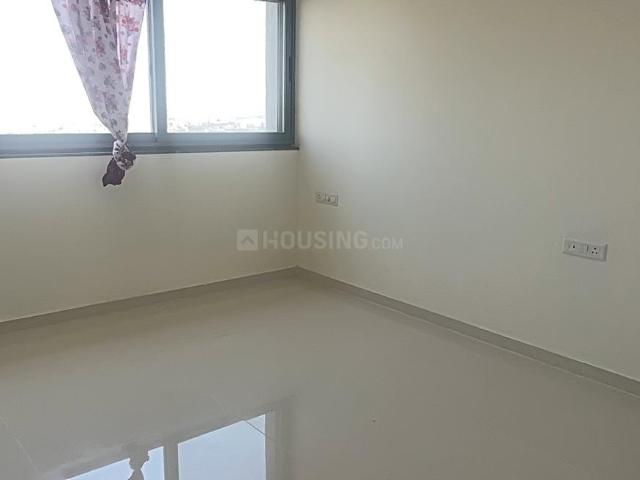 2 BHK Apartment in Hadapsar for rent Pune. The reference number is 19567225