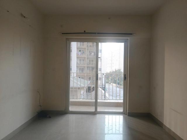 2 BHK Apartment in Hadapsar for rent Pune. The reference number is 19513524