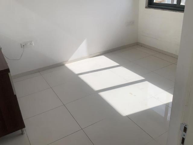2 BHK Apartment in Hadapsar for rent Pune. The reference number is 19646385