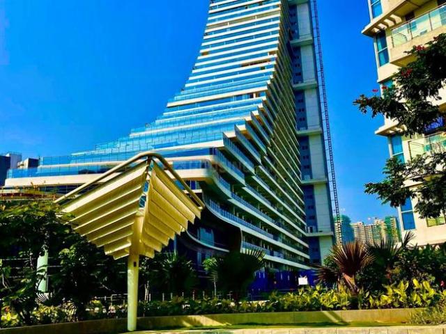2 BHK Apartment in Hadapsar for rent Pune. The reference number is 19943544