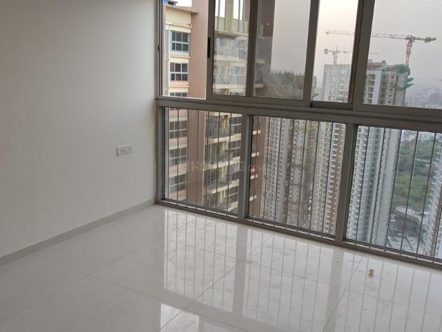 2 BHK Apartment in Hadapsar for rent Pune. The reference number is 19952670