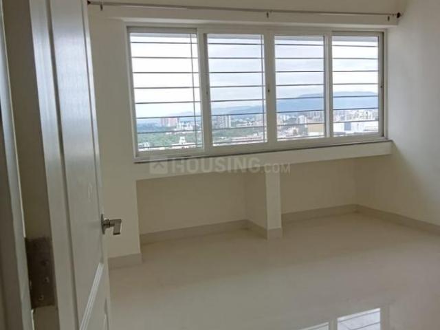 2 BHK Apartment in Hadapsar for rent Pune. The reference number is 19971654