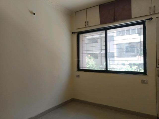 2 BHK Apartment in Hadapsar for rent Pune. The reference number is 19933397