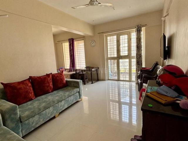 2 BHK Apartment in Hadapsar for rent Pune. The reference number is 20054971