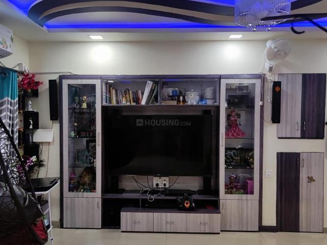 2 BHK Apartment in Hadapsar for rent Pune. The reference number is 20071505