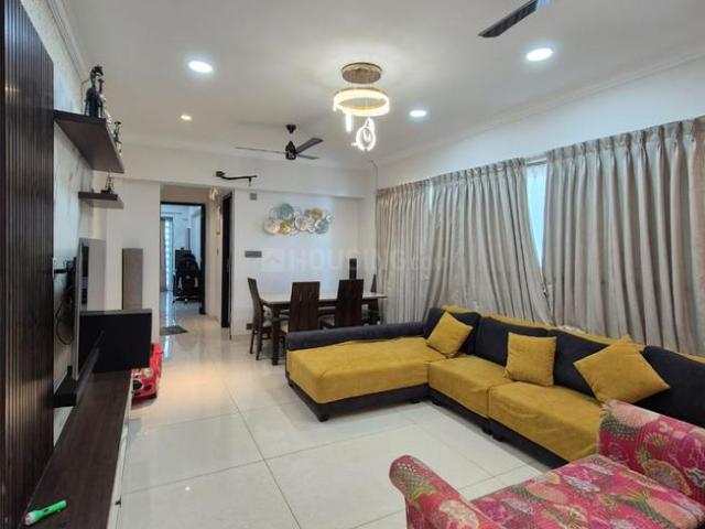 2 BHK Apartment in Hadapsar for rent Pune. The reference number is 20085103