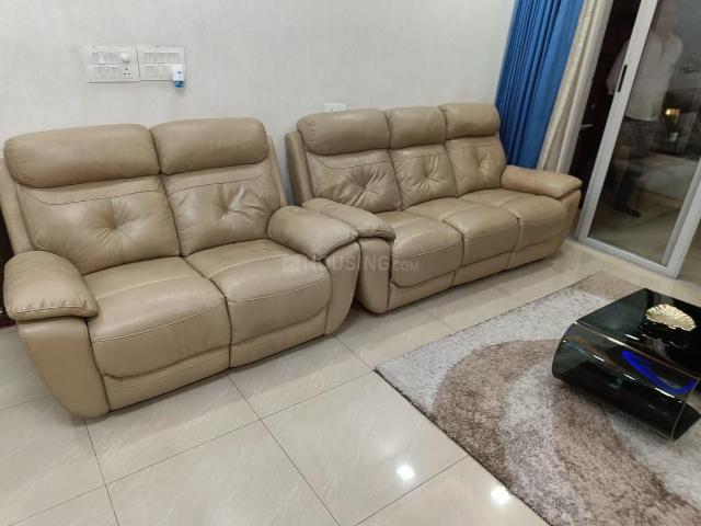 2 BHK Apartment in Hadapsar for rent Pune. The reference number is 20141686