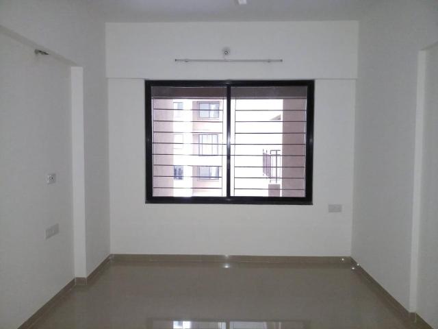 2 BHK Apartment in Hadapsar for rent Pune. The reference number is 20157158