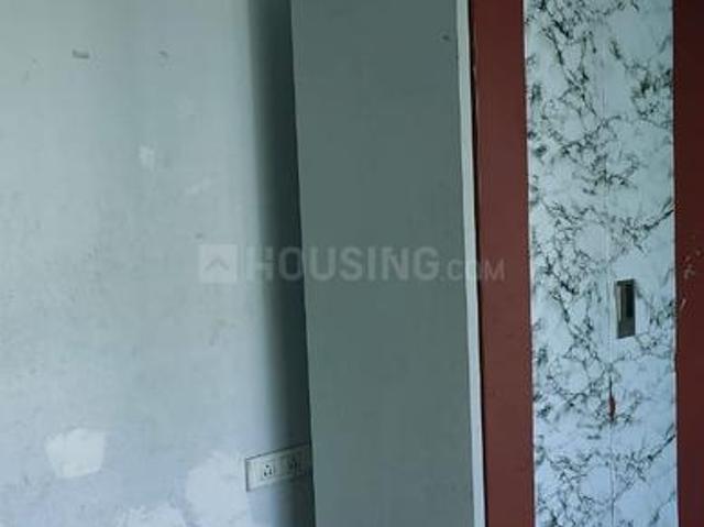 2 BHK Apartment in Hadapsar for rent Pune. The reference number is 20189134
