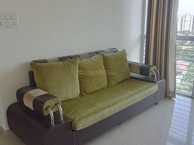 2 BHK Apartment in Hadapsar for rent Pune. The reference number is 20126898
