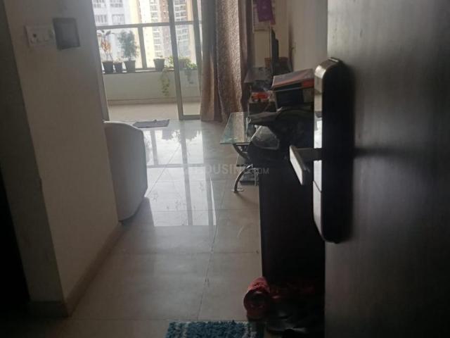 2 BHK Apartment in Hadapsar for rent Pune. The reference number is 20128358