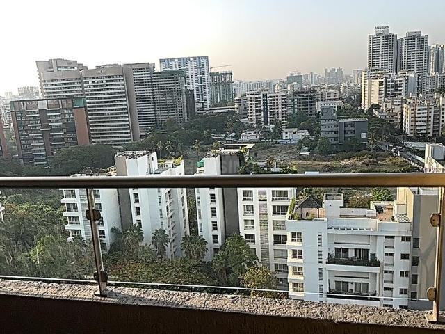 2 BHK Apartment in Hadapsar for rent Pune. The reference number is 20139582