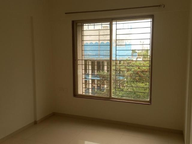 2 BHK Apartment in Hadapsar for rent Pune. The reference number is 20277112